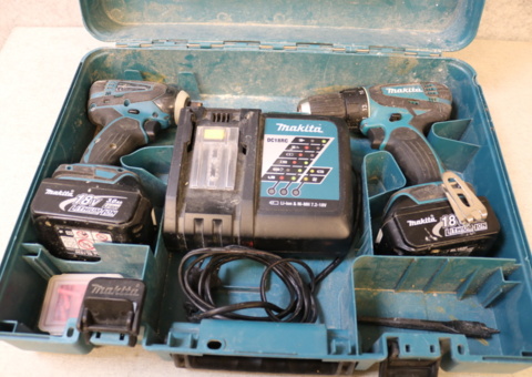 2 pcs Makita screwdrivers