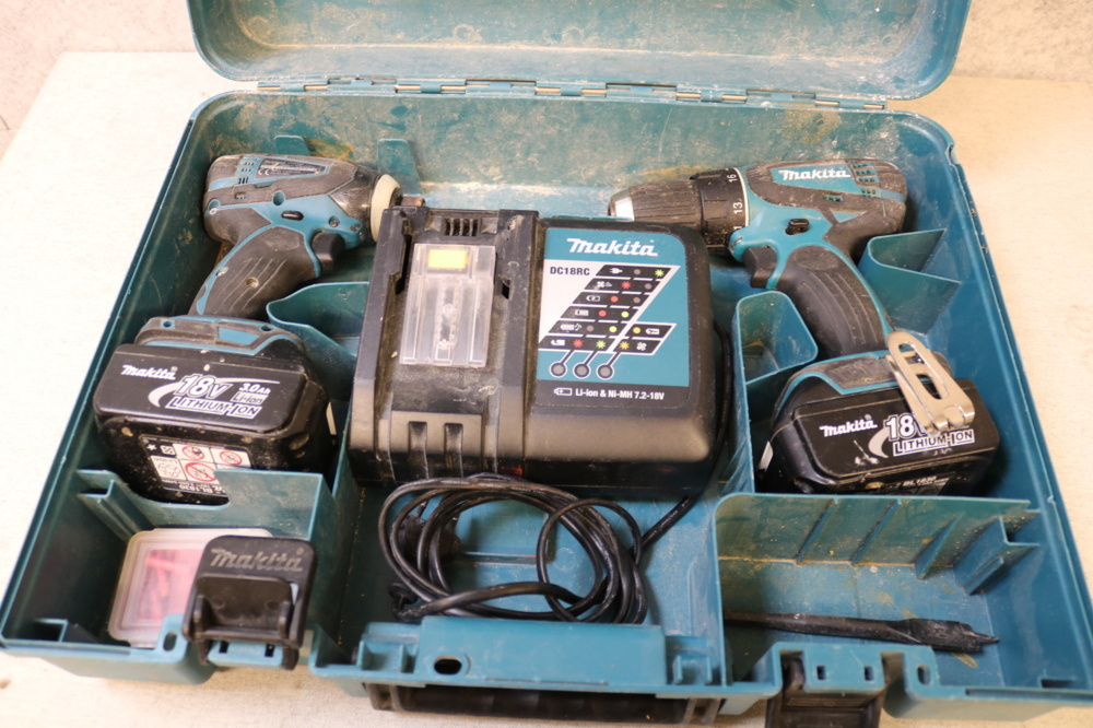 1515275-2 2 st Skruvdragare Makita