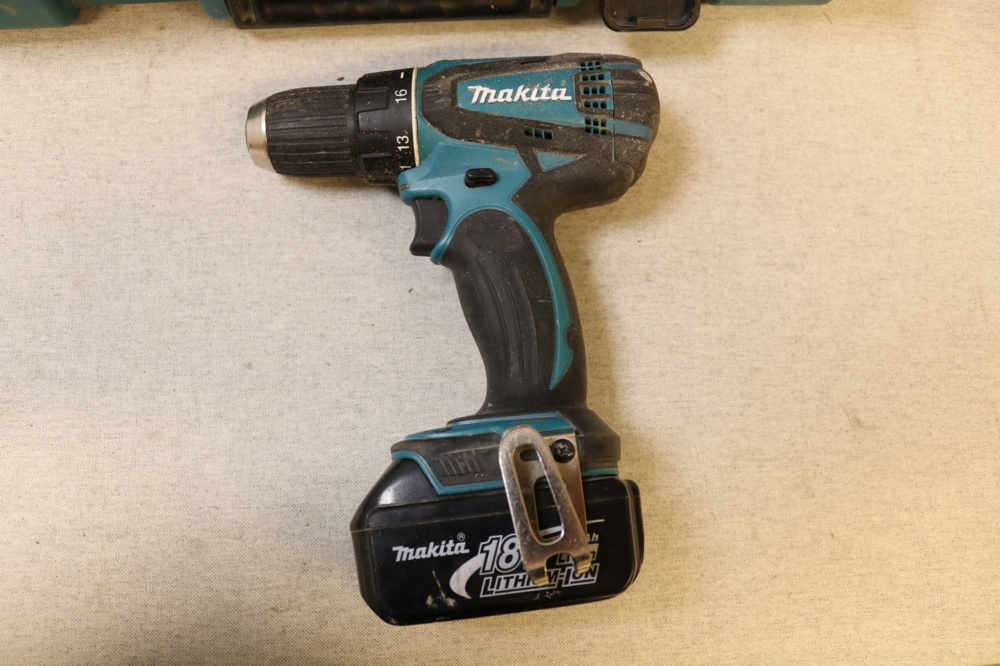 1515275-3 2 st Skruvdragare Makita