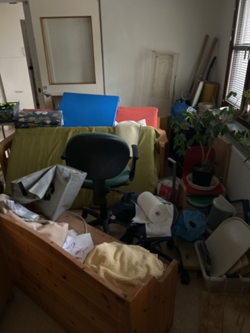 1545093-5 Möbler, husgeråd och övrigt rumsinnehåll