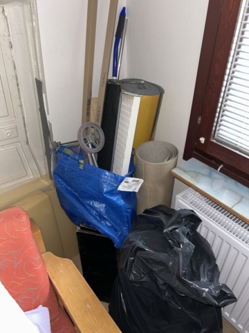1545093-30 Möbler, husgeråd och övrigt rumsinnehåll