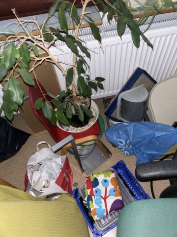 1545093-31 Möbler, husgeråd och övrigt rumsinnehåll