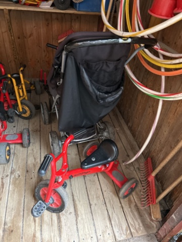 1545107-3 Cyklar, leksaker och utomhusutrustning