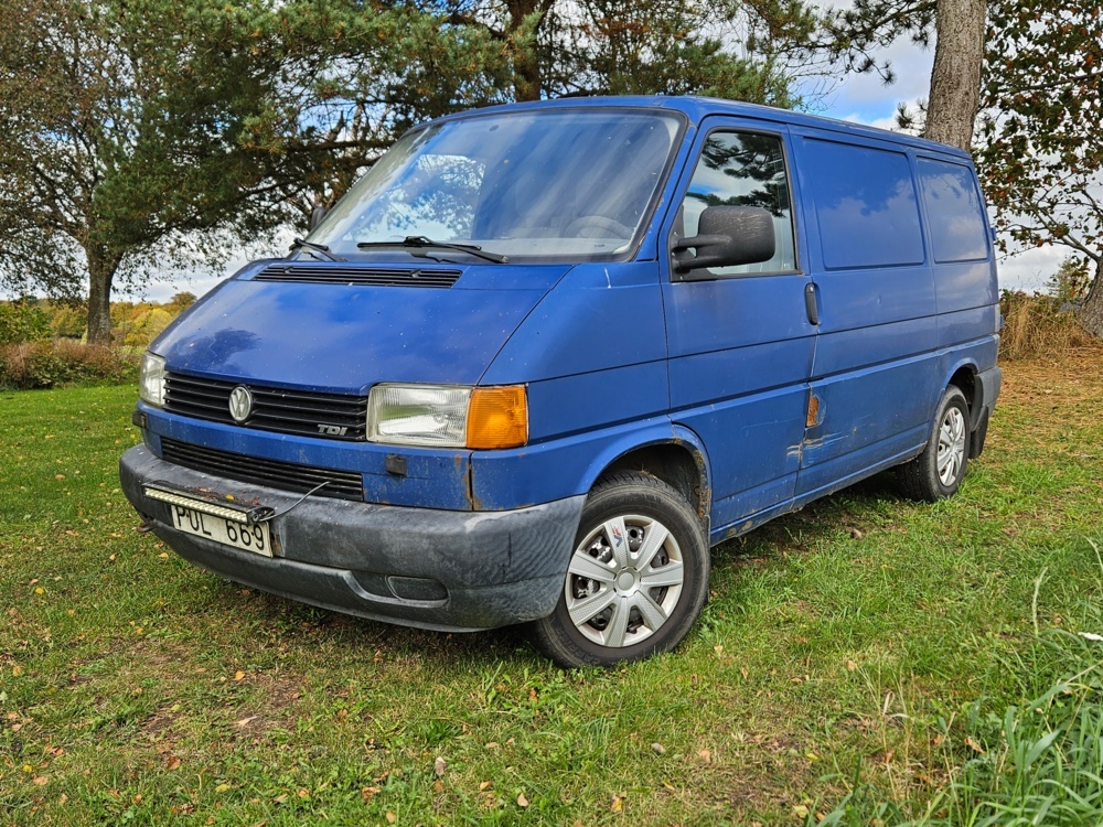 1368482-1 Volkswagen Transporter 2.8t 2.5 TDI Manuell, 102hk -2002