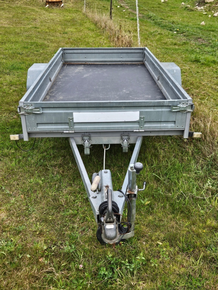 1368483-1 Släpvagn - Tiki-Treiler B-265 -2008