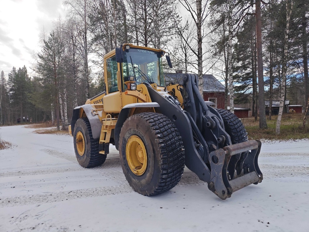 1484620-2 Loader Volvo L110E -2003