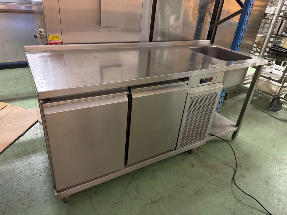 1566483-1 Kylbänk med diskho - Plastmet PS 89 01