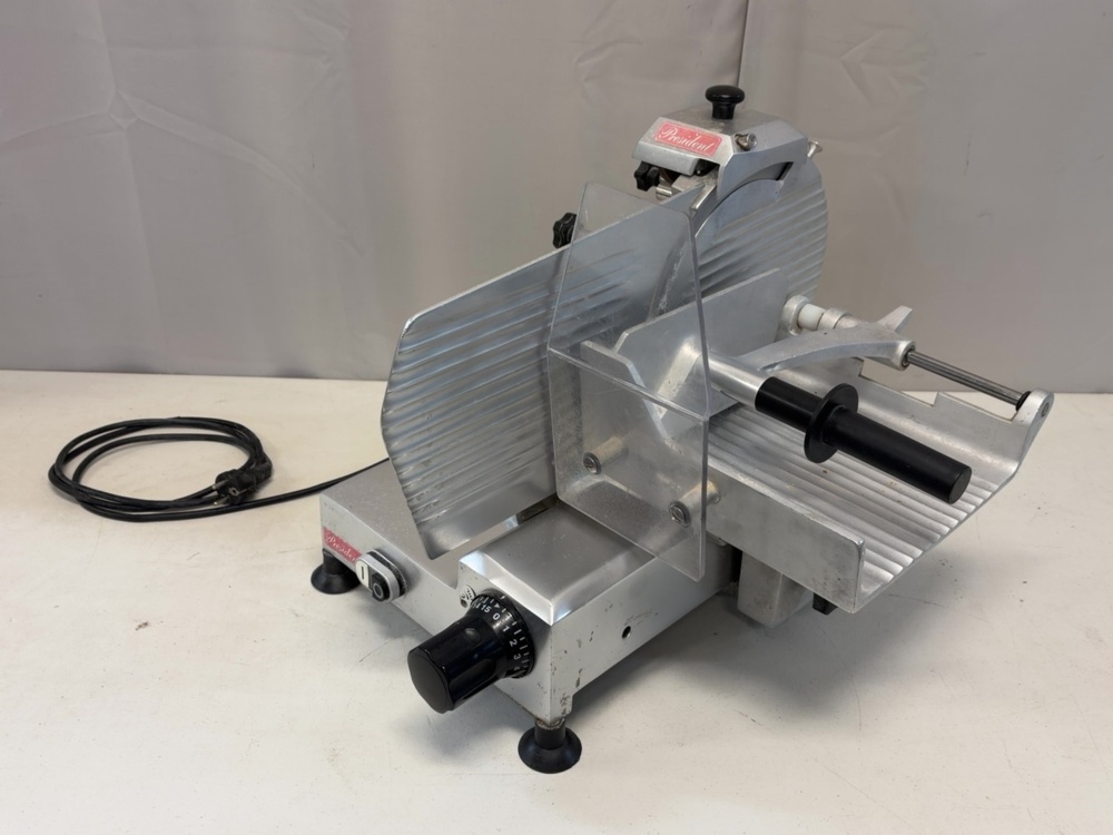 1574966-1 Cutting machine - Beckers TC 250