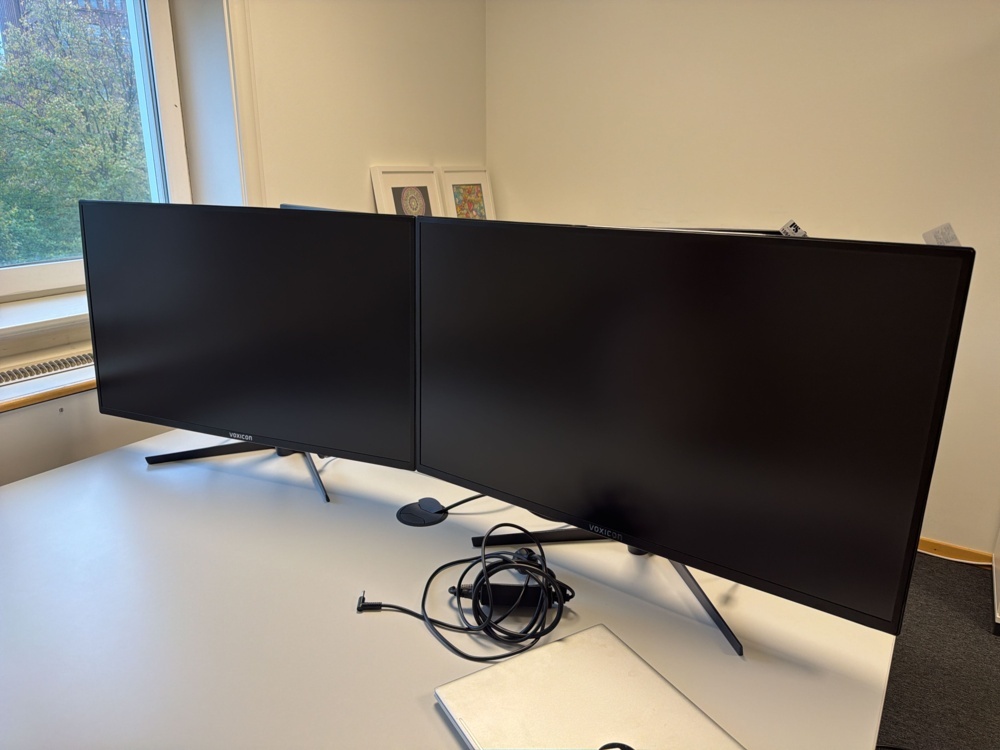 1594736-1 Bildskärmar 2 st 32" - Voxicon D320Q