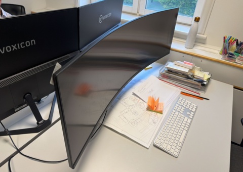 Välvd bildskärm 49" - Voxicon VXD-P49UWHD