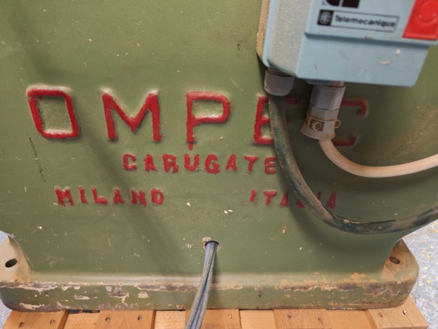 1581758-4 Centrumtappborrmaskin Ompec