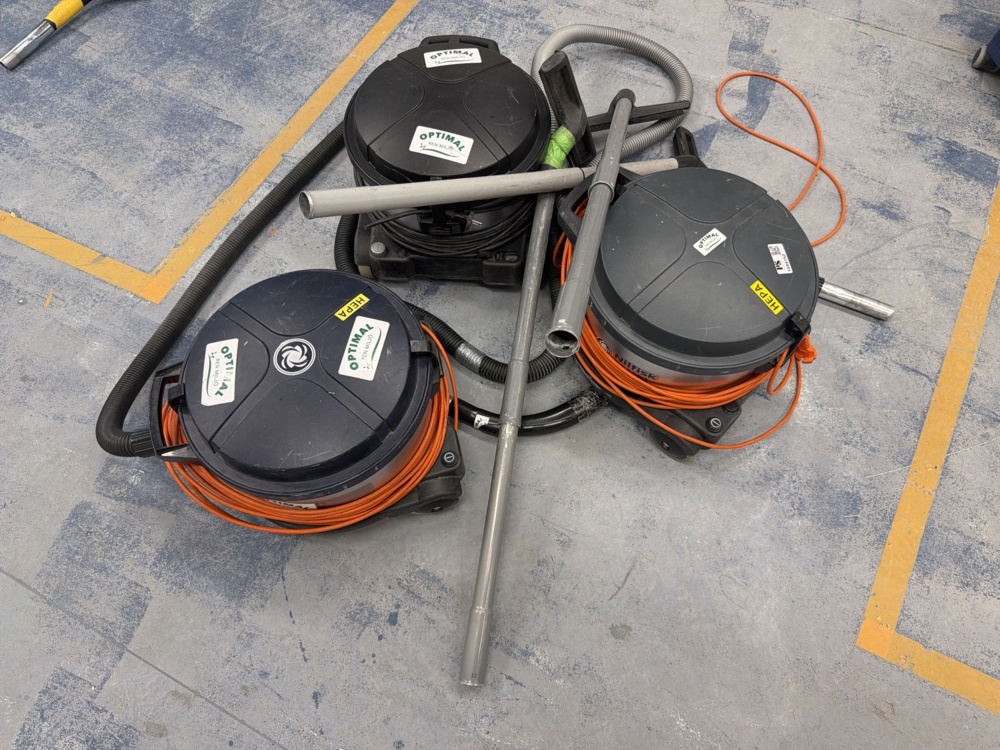 1594752-2 Vacuum cleaners 3 pcs - Nilfisk