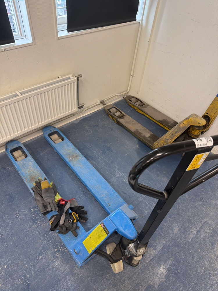 1594756-2 Pallet puller 2 pcs - WFI AB