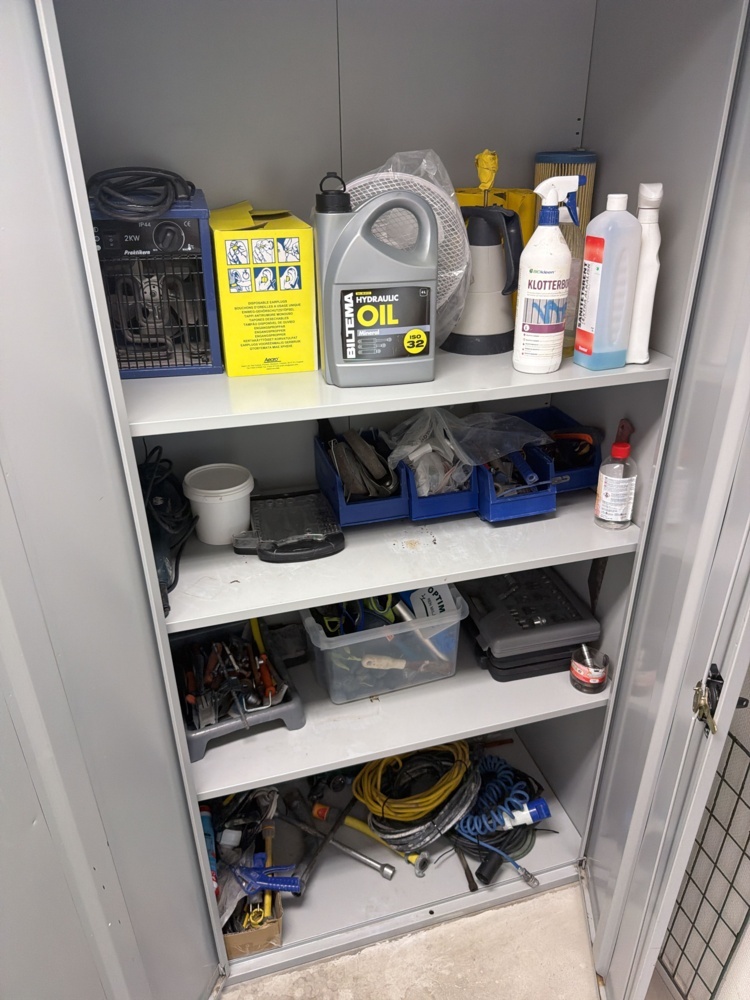1594757-2 Metal cabinet with various tools