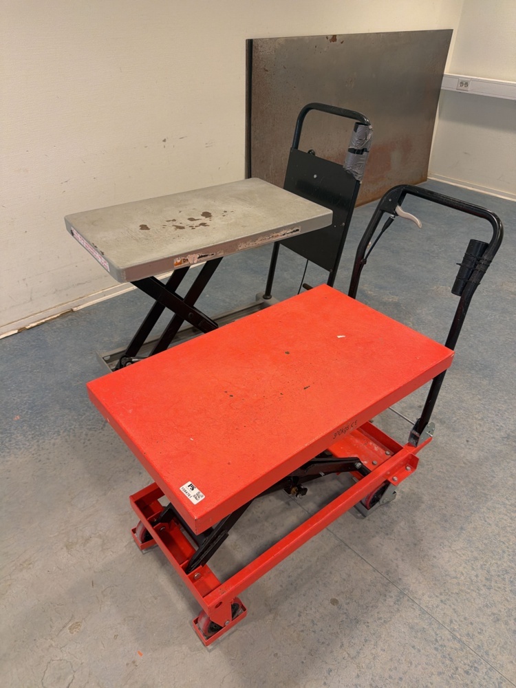 1594761-2 Height-adjustable trolleys 2 pcs