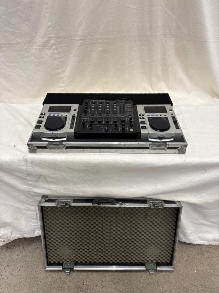 1588701-1 DJ-Bänk Pioneer 2 x CDJ100S + 1 x DJM 500 Mixer