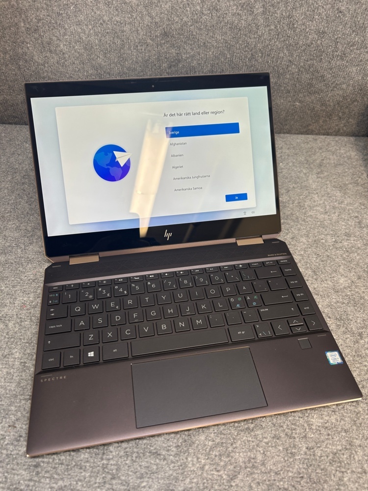 1192990-1 Laptop med tillbehör - HP Spectre x360 Convertible 13-ap0xxx