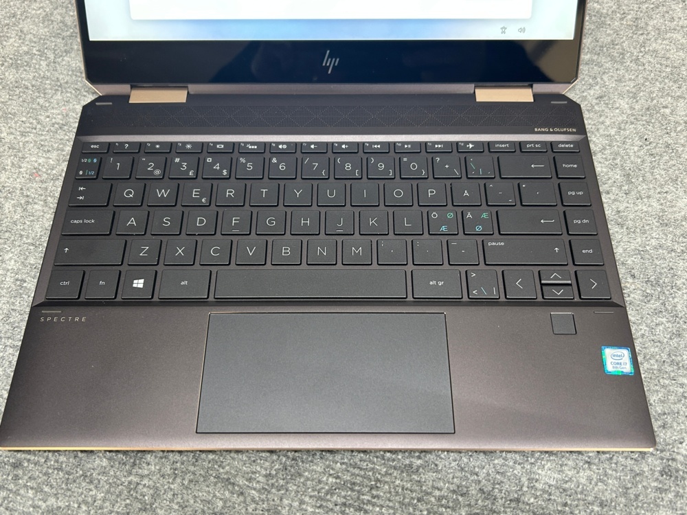 1192990-2 Laptop med tillbehör - HP Spectre x360 Convertible 13-ap0xxx