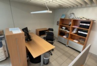 1574971 Office furniture - Desks, shelves, screens, etc.
