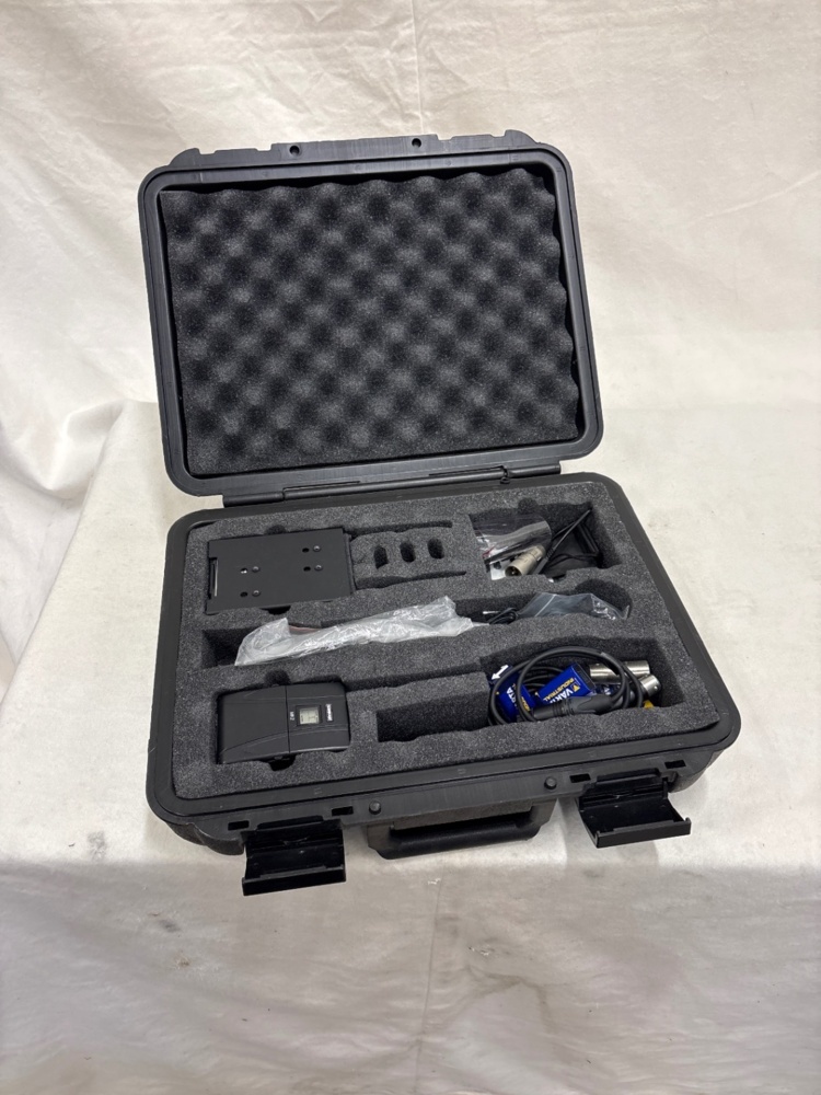1588711-1 Shure Trådlös kameramottagare UP4 & Bodypack MKII