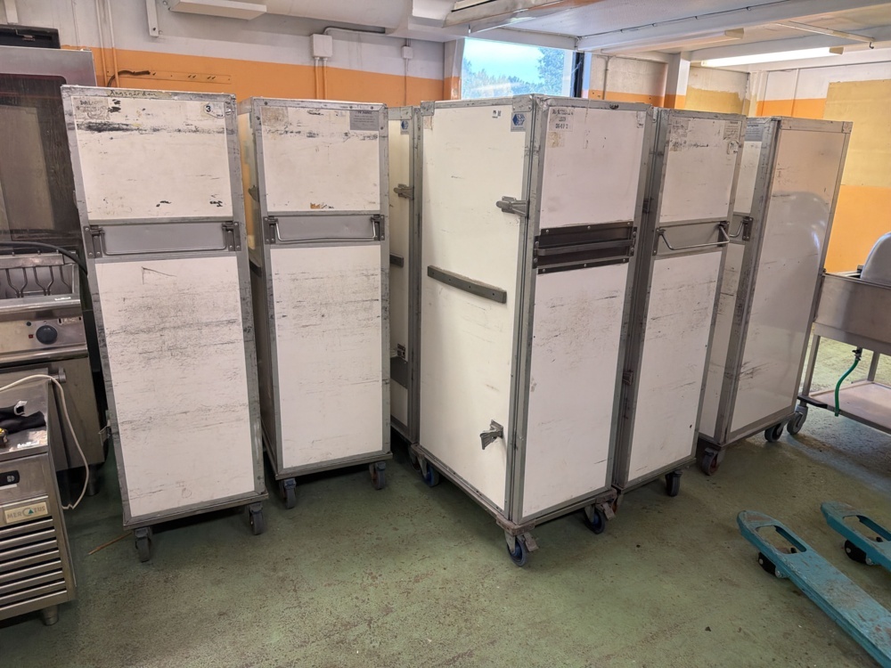 1566492-1 Matvagnar 8 st - ScanBox