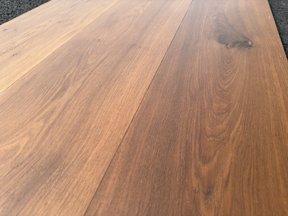 1599734-2 Hardened Oak Medium Smoked 2378x271x11.3 mm, 25 sq m. Click flooring 5G Dry