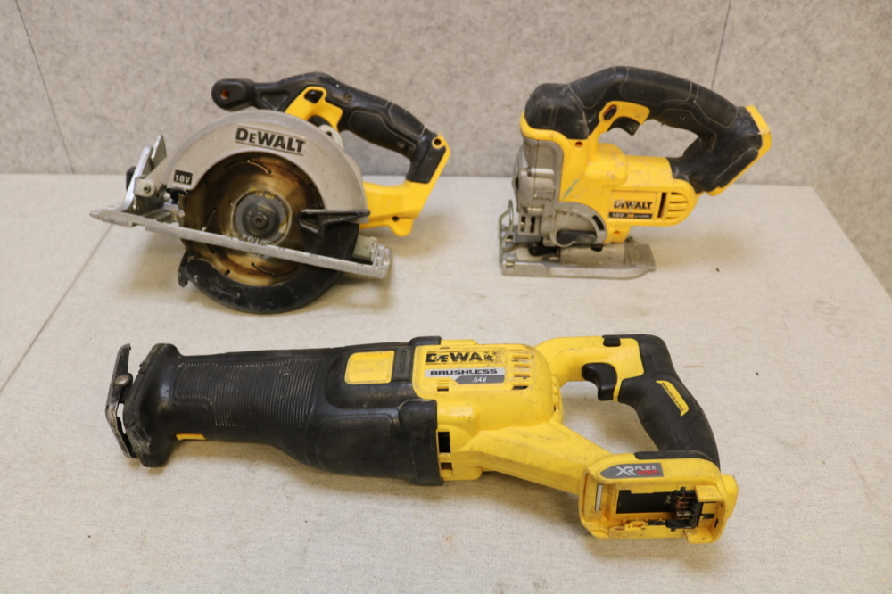 1515287-2 3 pcs Construction machines DeWalt