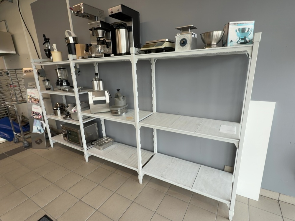 1574979-2 Varuhyllor 3 st sektioner