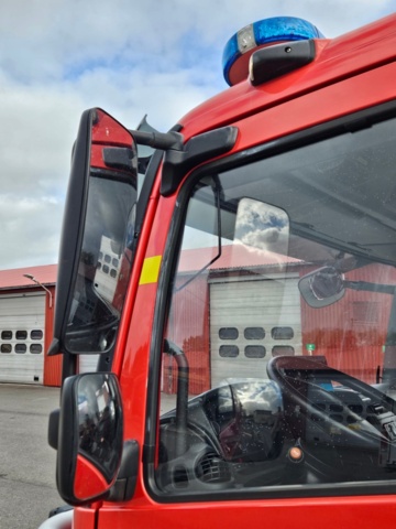1368484-17 Fire truck / extinguishing truck – Mercedes-Benz 976.01 -2011