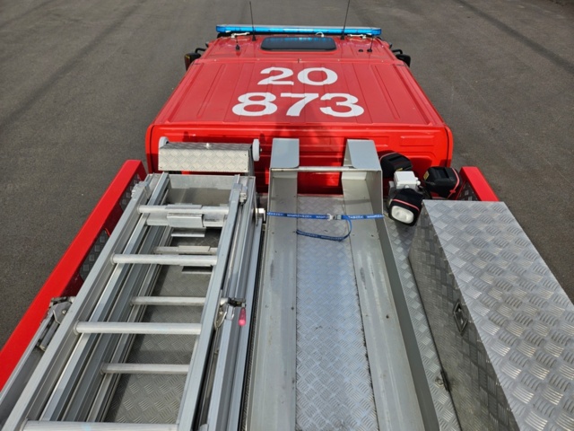 1368484-21 Fire truck / extinguishing truck – Mercedes-Benz 976.01 -2011