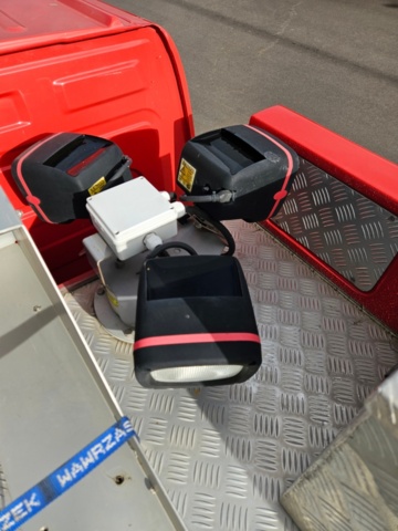 1368484-22 Fire truck / extinguishing truck – Mercedes-Benz 976.01 -2011