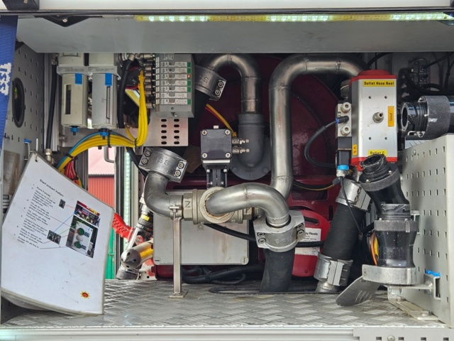 1368484-34 Fire truck / extinguishing truck – Mercedes-Benz 976.01 -2011