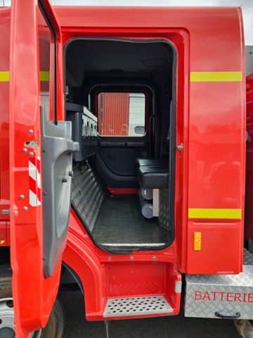 1368484-43 Fire truck / extinguishing truck – Mercedes-Benz 976.01 -2011