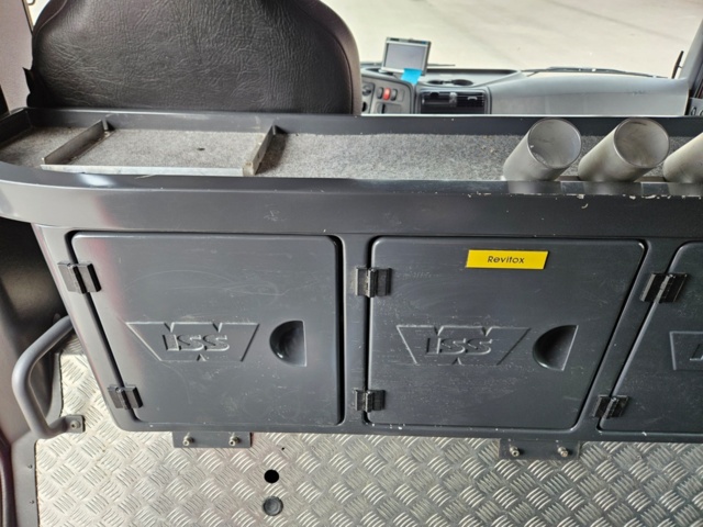 1368484-46 Fire truck / extinguishing truck – Mercedes-Benz 976.01 -2011