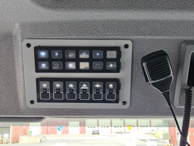 1368484-49 Fire truck / extinguishing truck – Mercedes-Benz 976.01 -2011