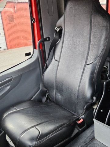 1368484-56 Fire truck / extinguishing truck – Mercedes-Benz 976.01 -2011