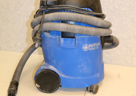 Coarse vacuum cleaner Nilfisk Aero 26.