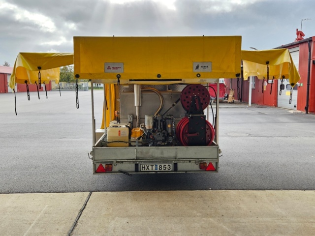 1368485-9 Trailer with flushing equipment - Rekotrailer Reko 1500 E -2000