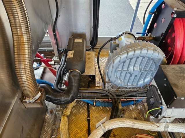1368485-13 Trailer with flushing equipment - Rekotrailer Reko 1500 E -2000