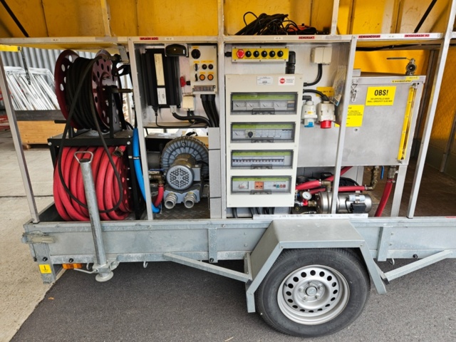 1368485-14 Trailer with flushing equipment - Rekotrailer Reko 1500 E -2000