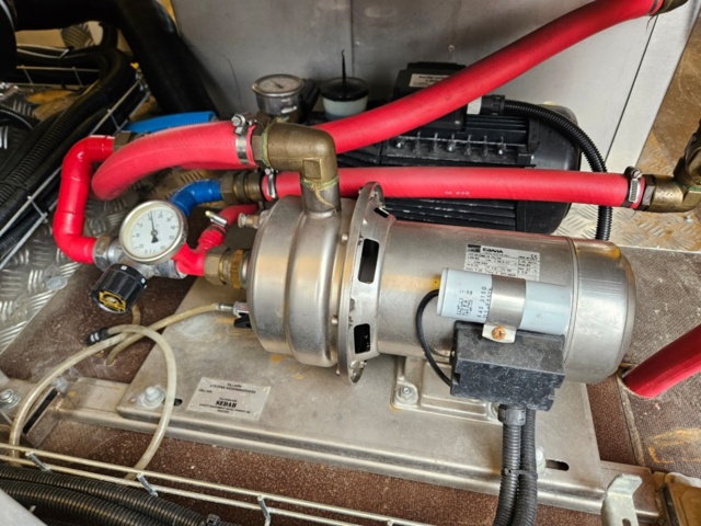 1368485-17 Trailer with flushing equipment - Rekotrailer Reko 1500 E -2000
