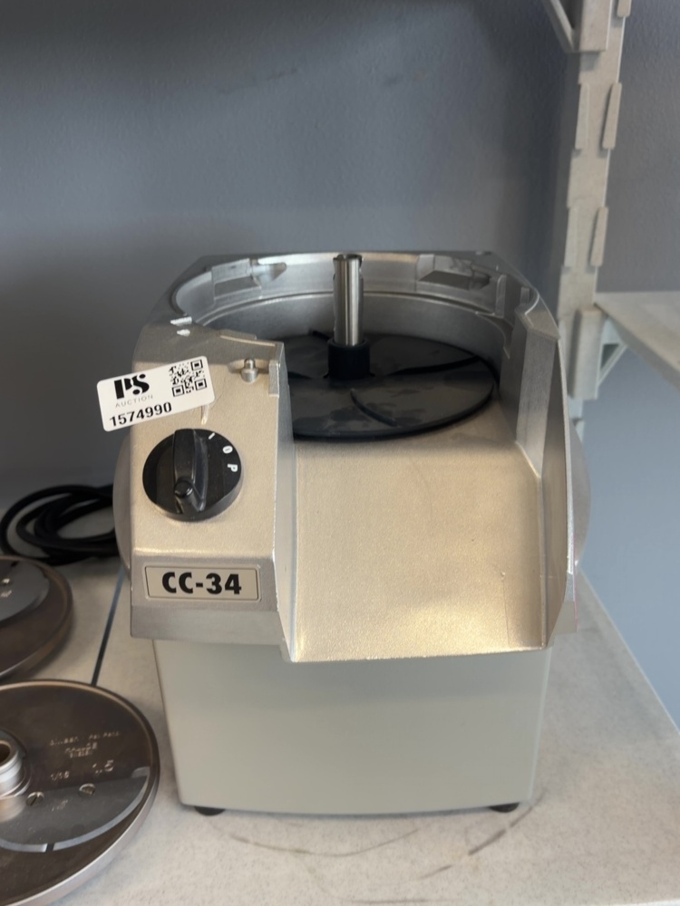 1574989-2 Kombimaskin med tillbehör - Hällde CC-34