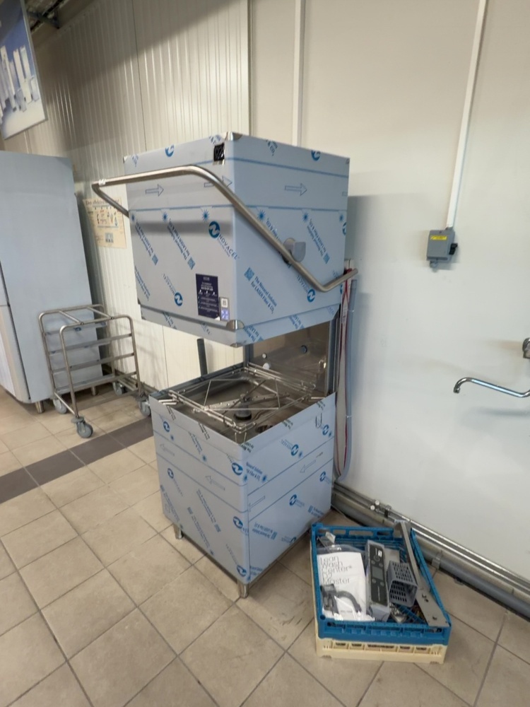 1574995-1 Huvdiskmaskin med tillbehör - Nordisk Clean Solutions D2 Master