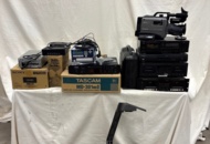 1588742 Audio and video equipment with accessories – mixed makes and models