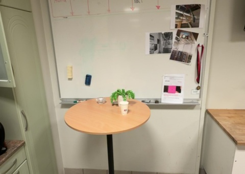 Whiteboard och ståbord