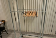 1575021 Trolley with hangers