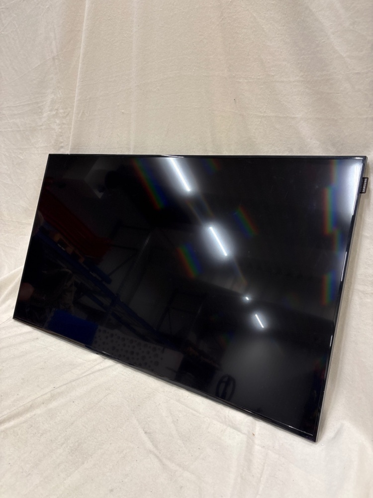 1588755-1 Bildskärm med väggfäste  – Samsung DB55E