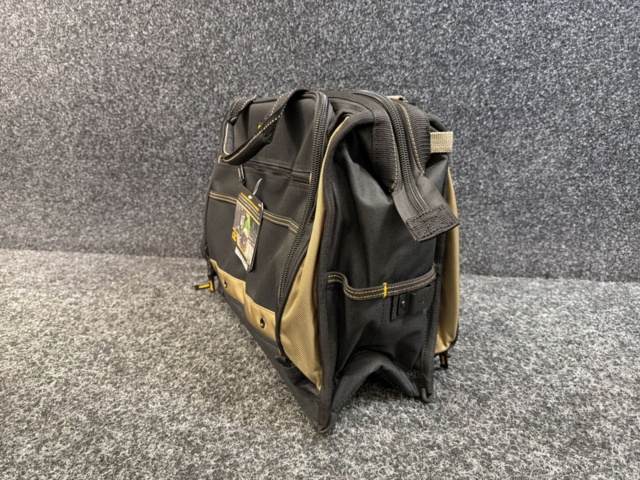 1599867-3 Verktygsväska CLC CL1001539 45 cm