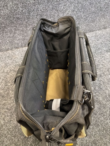 1599868-8 Verktygsväska CLC CL1001539 45 cm
