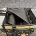 1599973-6 Verktygsväska CLC CL1001528 28 cm